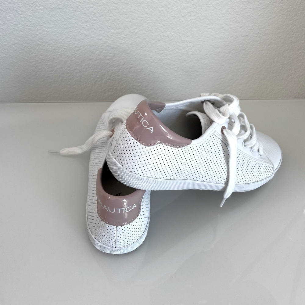 [Like New] Nautica Women Fashion Sneaker Casual Shoes Lace-Up/Slip On Size 8 - Picture 2 of 7